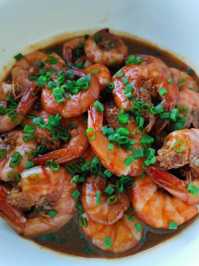 妮子36做的红烧虾差不离版