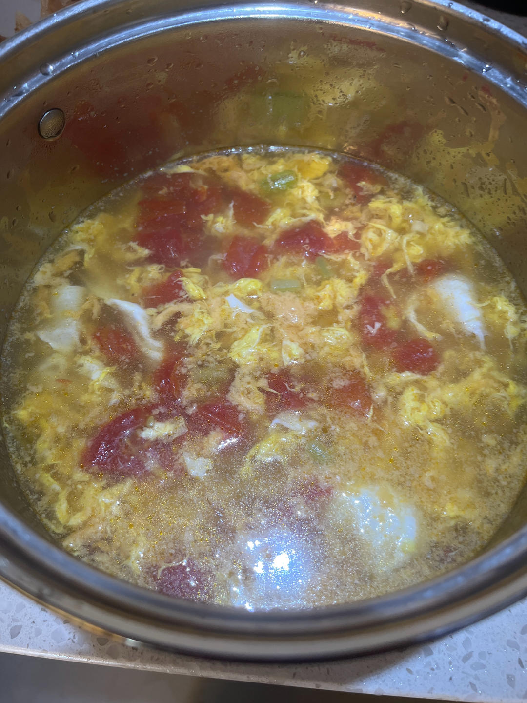 【跟我做不会错】简单又好喝的西红柿鸡蛋汤，家常又营养哦