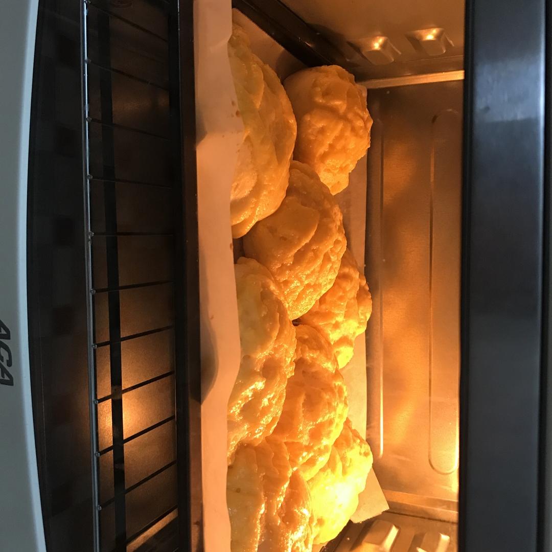 【香兰世家】菠萝酥皮面包