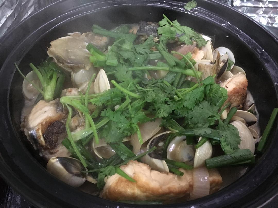 啫啫水库鱼头煲