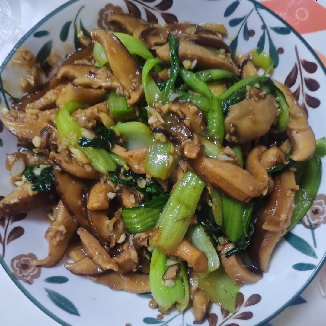 香菇炒油菜/一道春味