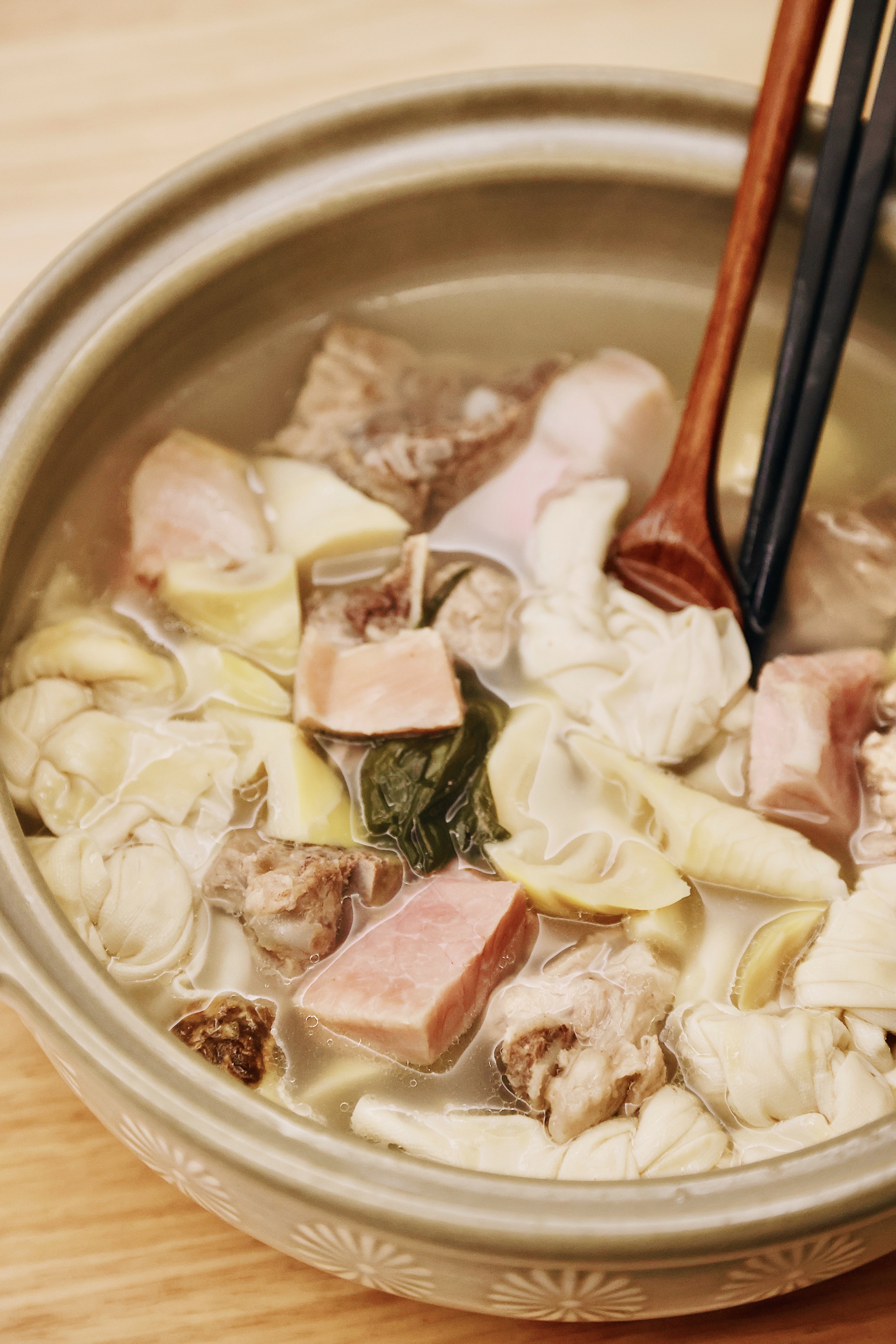 杭州人的家常腌笃鲜，不放任何调料的极简版的做法