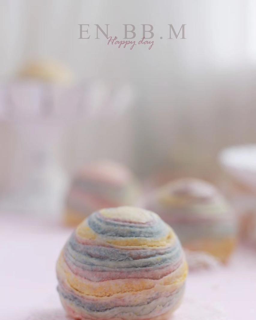 彩虹蛋黄酥（独角兽蛋黄酥）