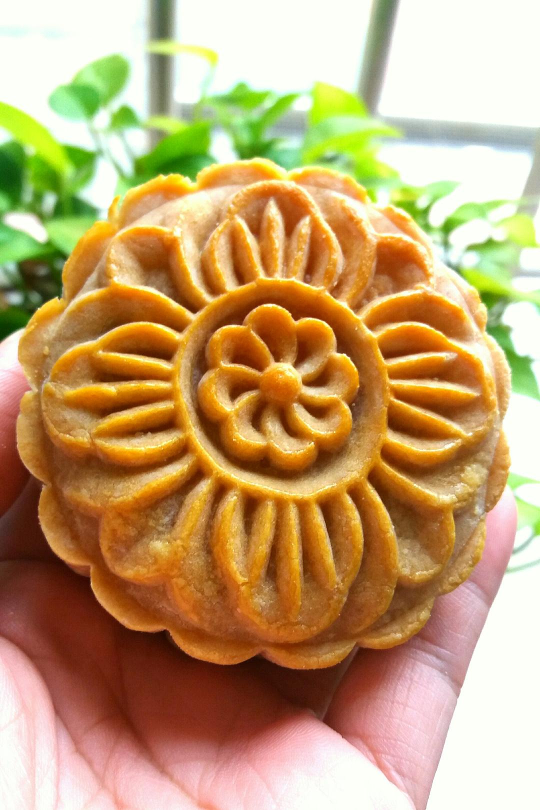 广式月饼—蛋黄莲蓉月饼