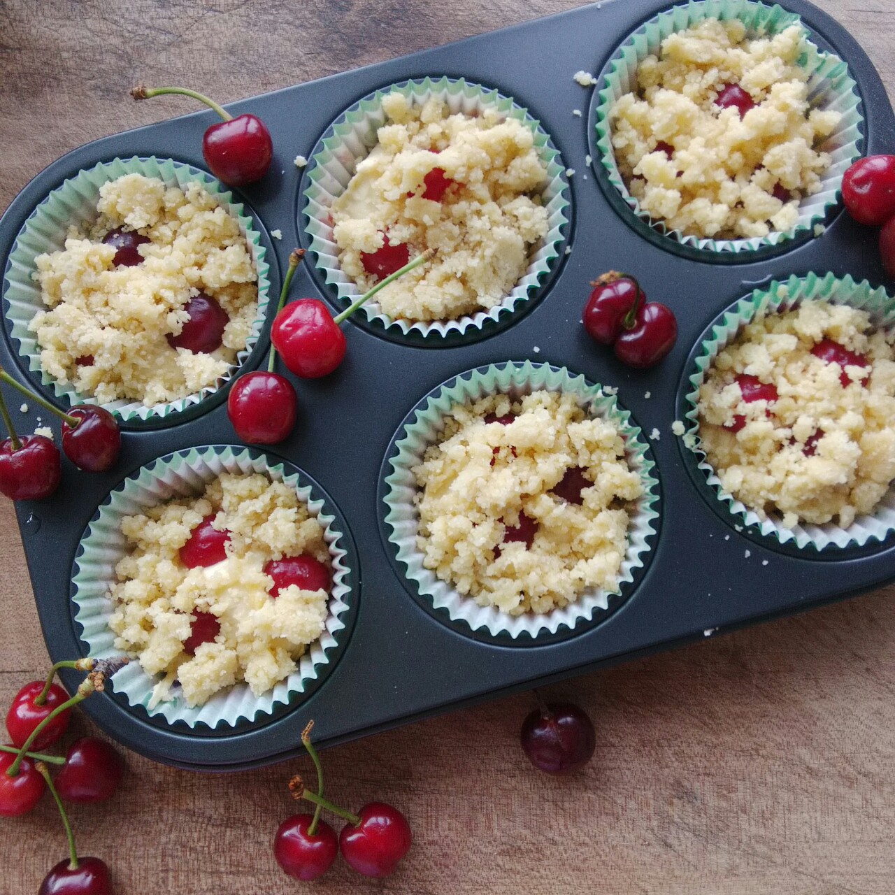 樱桃杏仁酥纸杯蛋糕 Cherry Cupcakes