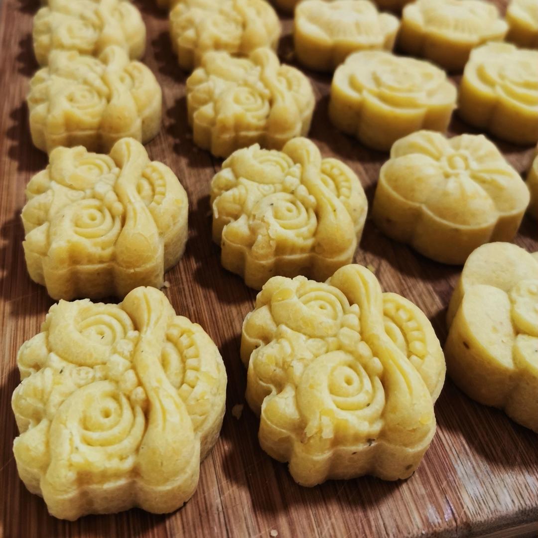 奶香绿豆糕（无豆腥味，超快手不麻烦）