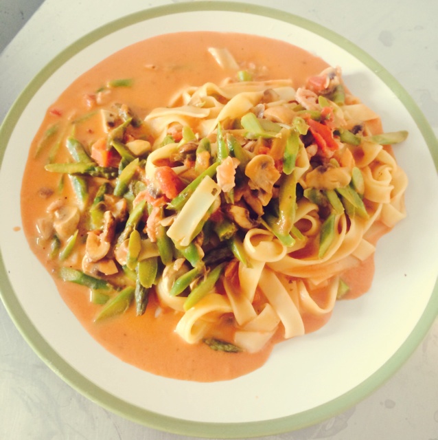 蘑菇意大利宽面条