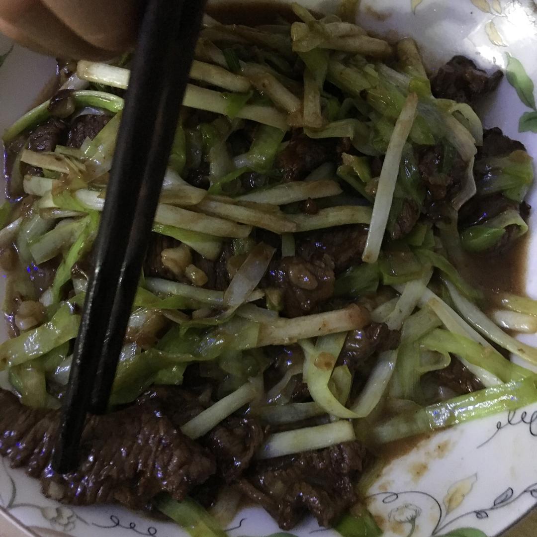 韭黄炒牛肉