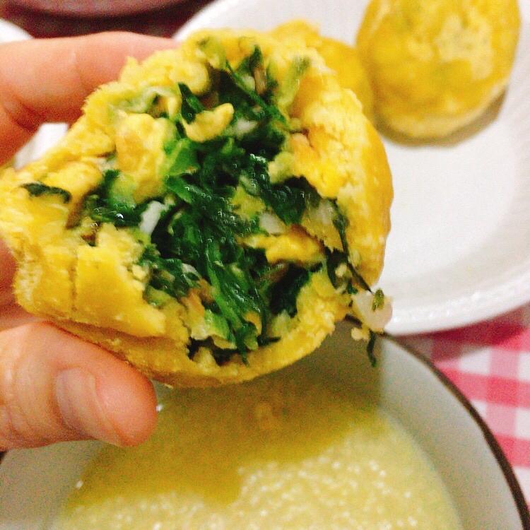 两种包法：小白菜虾皮菜团子