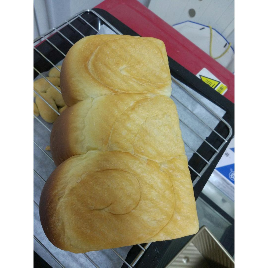 淡奶油吐司--冷藏中种法