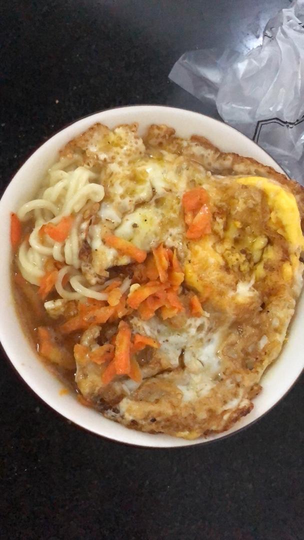 别让喜悦无处安放做的胡萝卜鸡蛋面