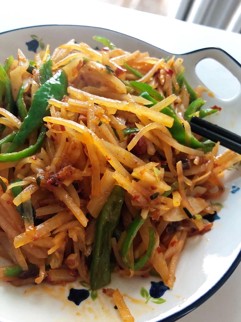 老干妈青椒土豆丝