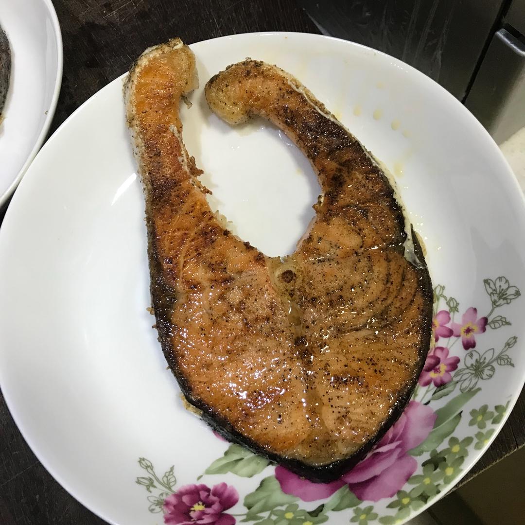 香煎三文鱼