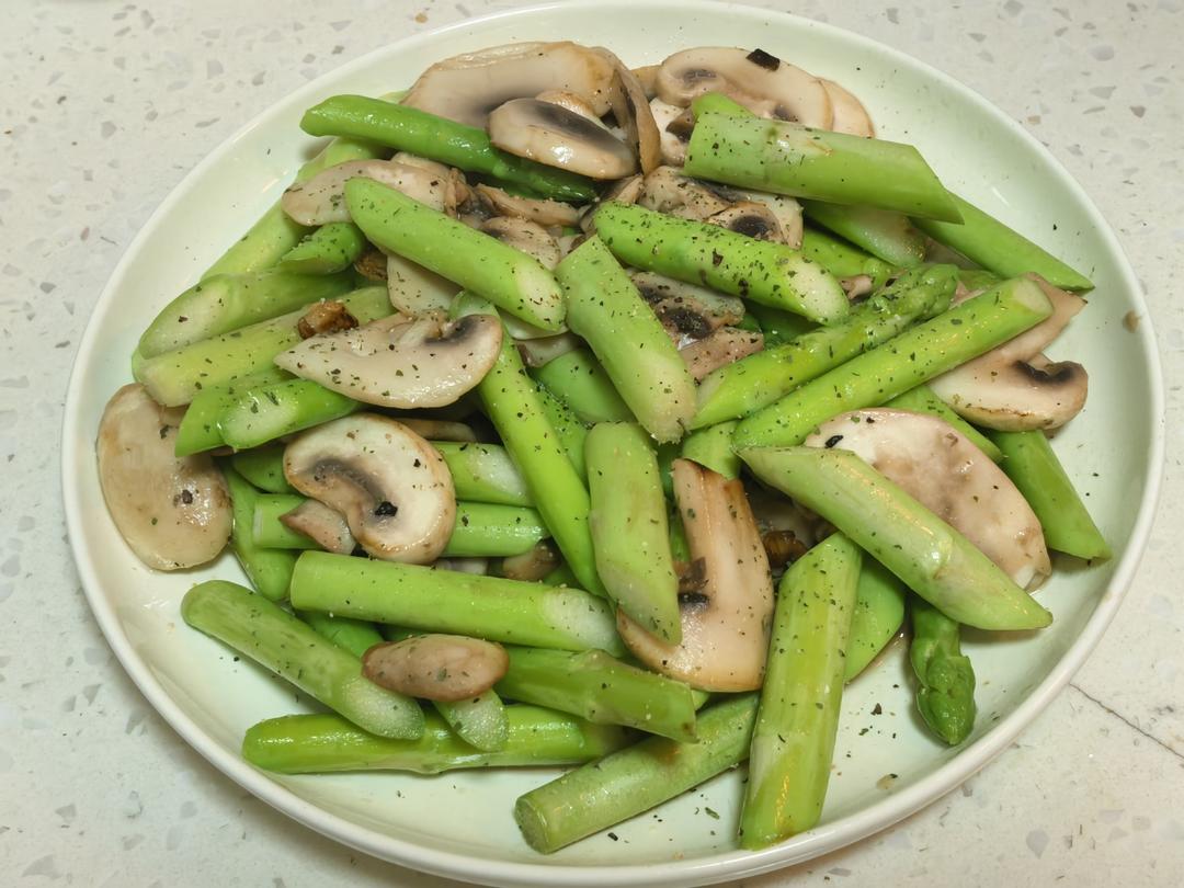 教你做最好吃的芦笋炒蘑菇 新手速get！