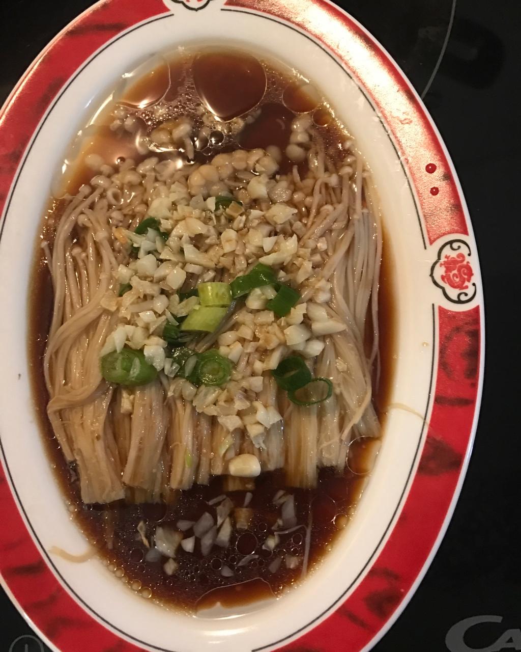 蒜蓉蒸金针菇