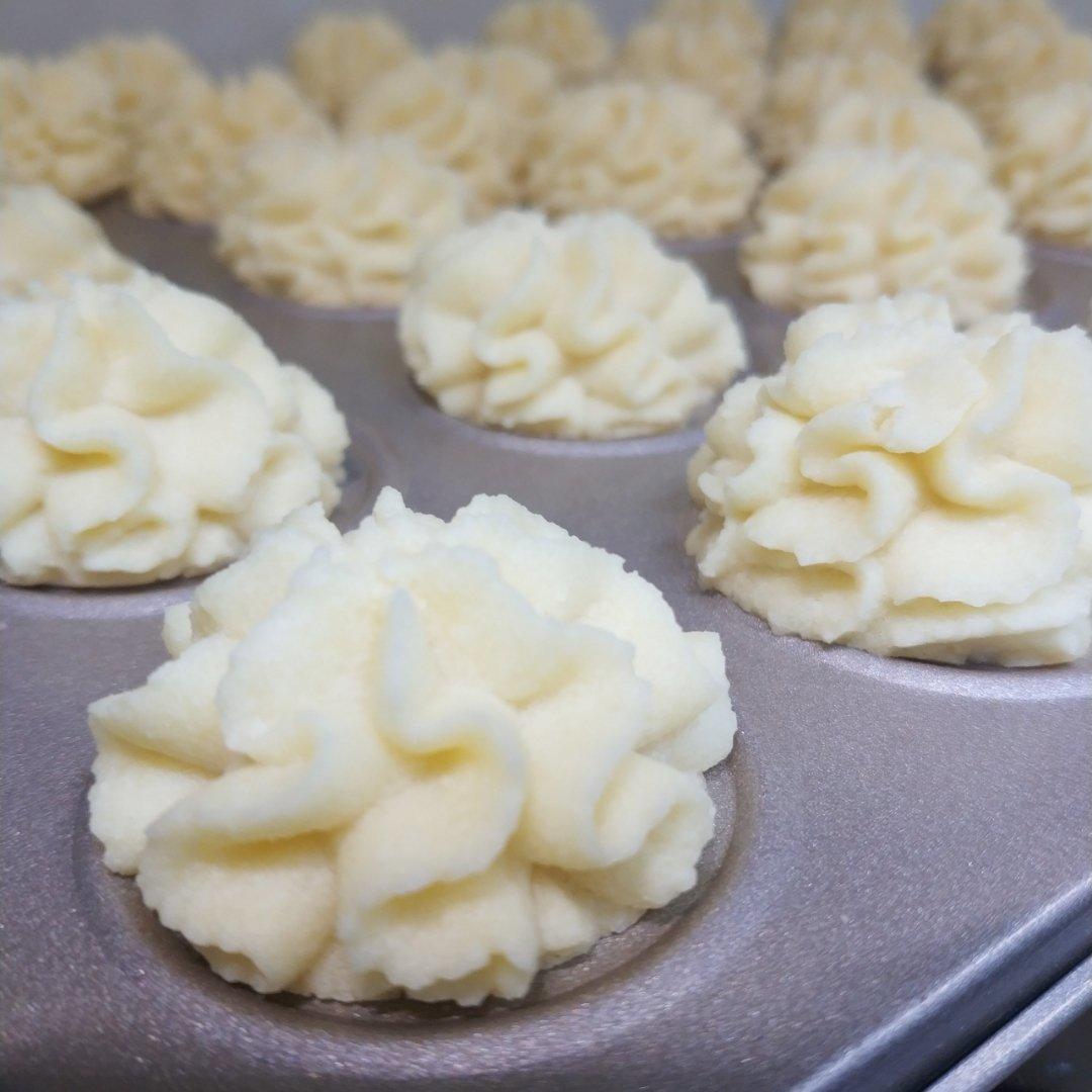 被业界猜了很久的网红牛油小花曲奇配方，酥的掉渣