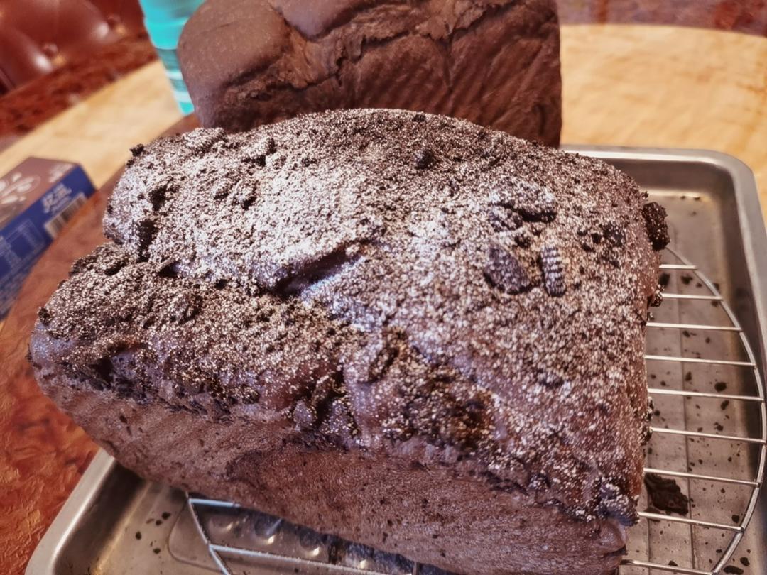 雪山巧克力吐司（巧克力奥利奥吐司面包）