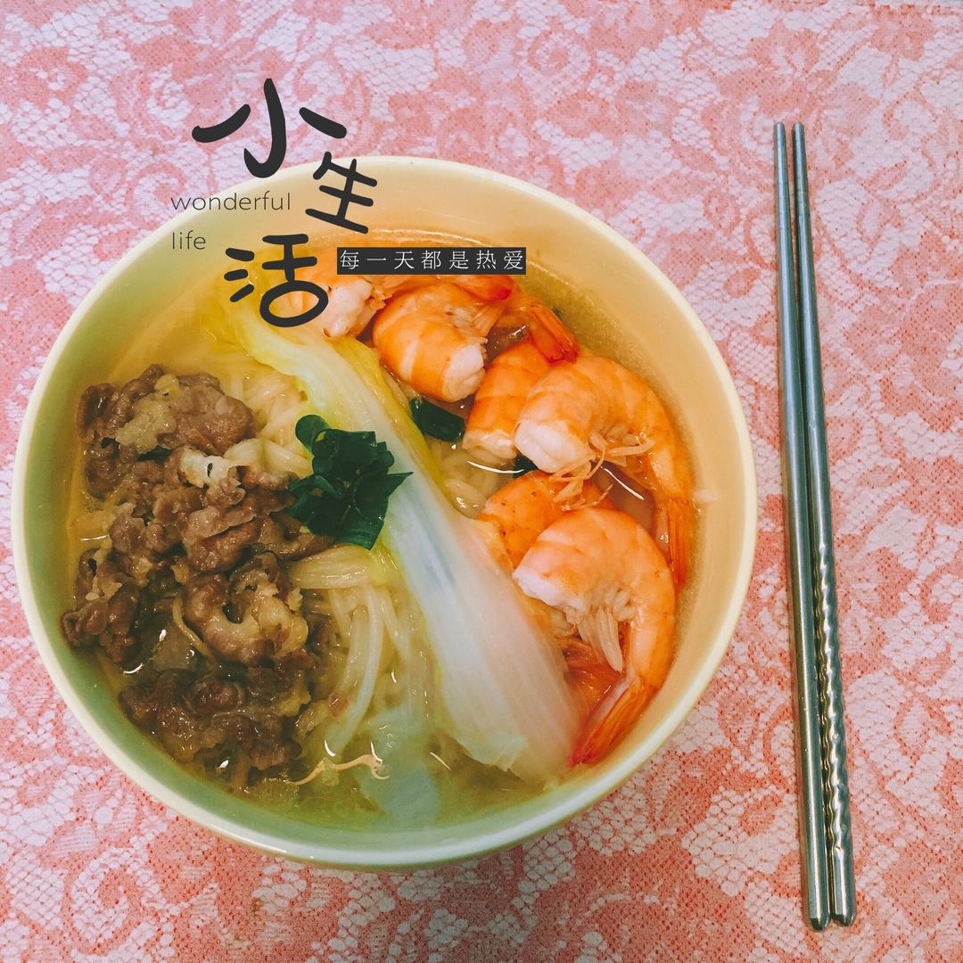 肥牛大虾面的做法
