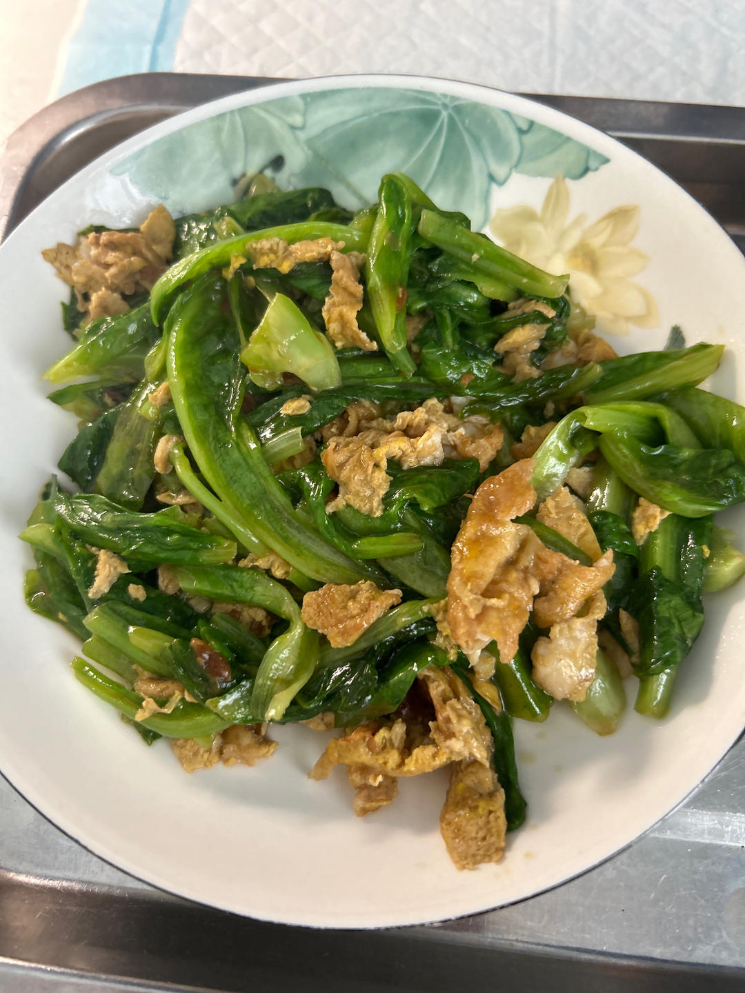 生菜炒鸡蛋很下饭🌶️