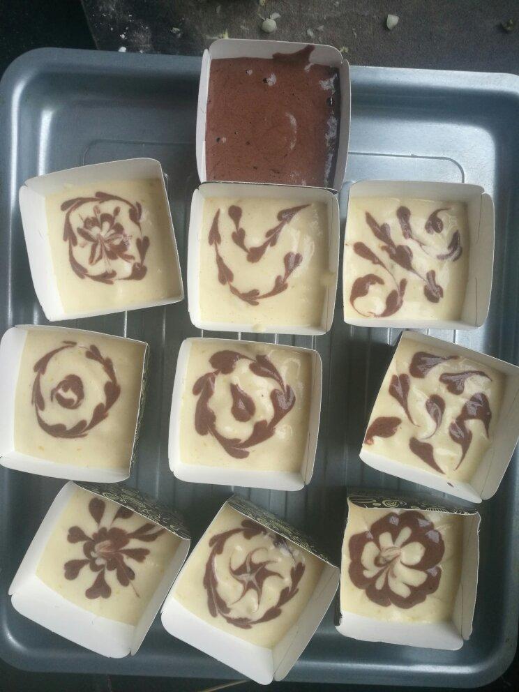 拉花戚风小蛋糕