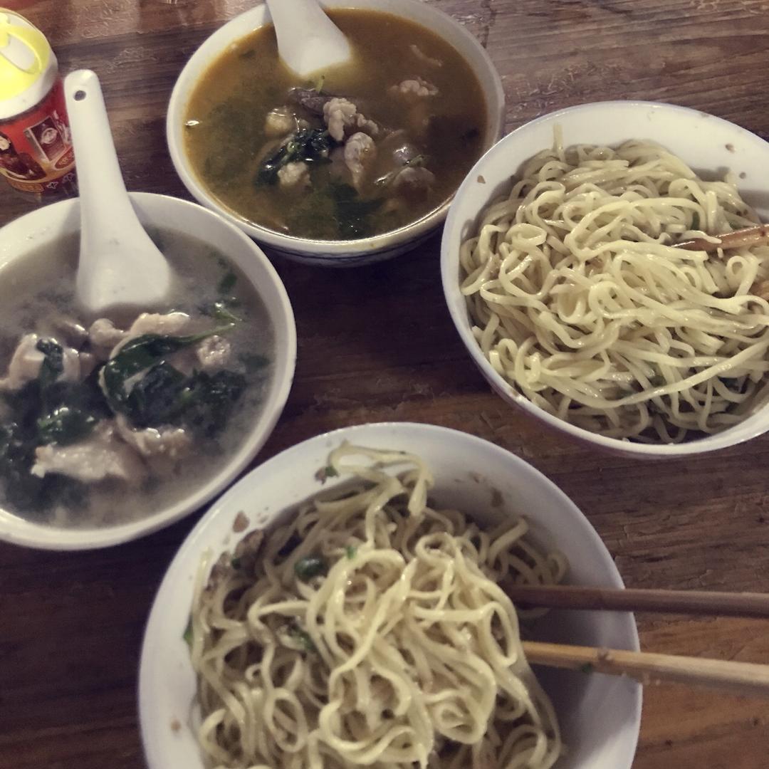 一直努力做戚风蛋糕的女孩