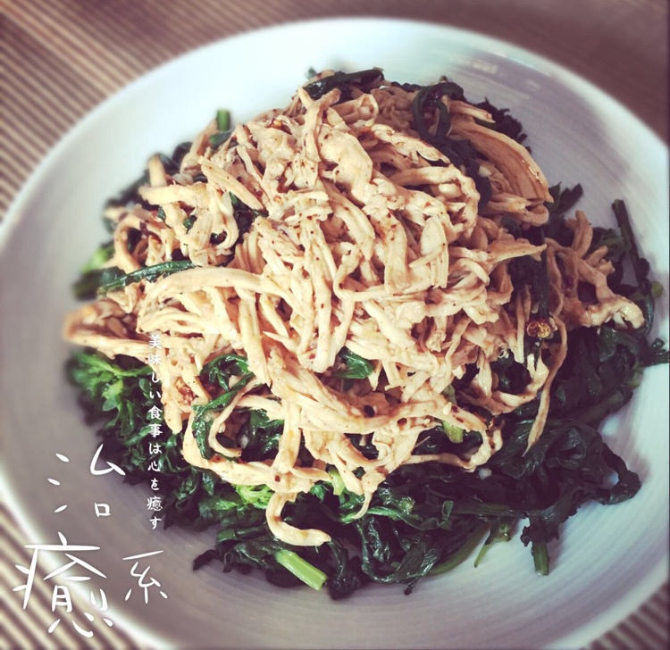 茼蒿拌鸡丝