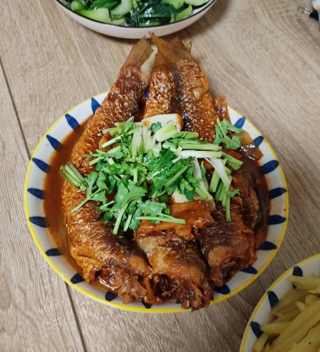 酱焖梭子鱼