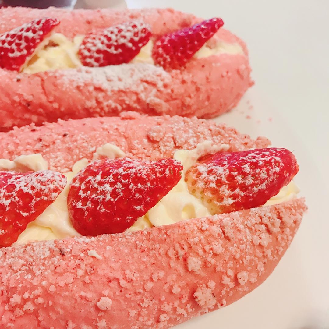 草莓🍓奥利奥魔法棒面包