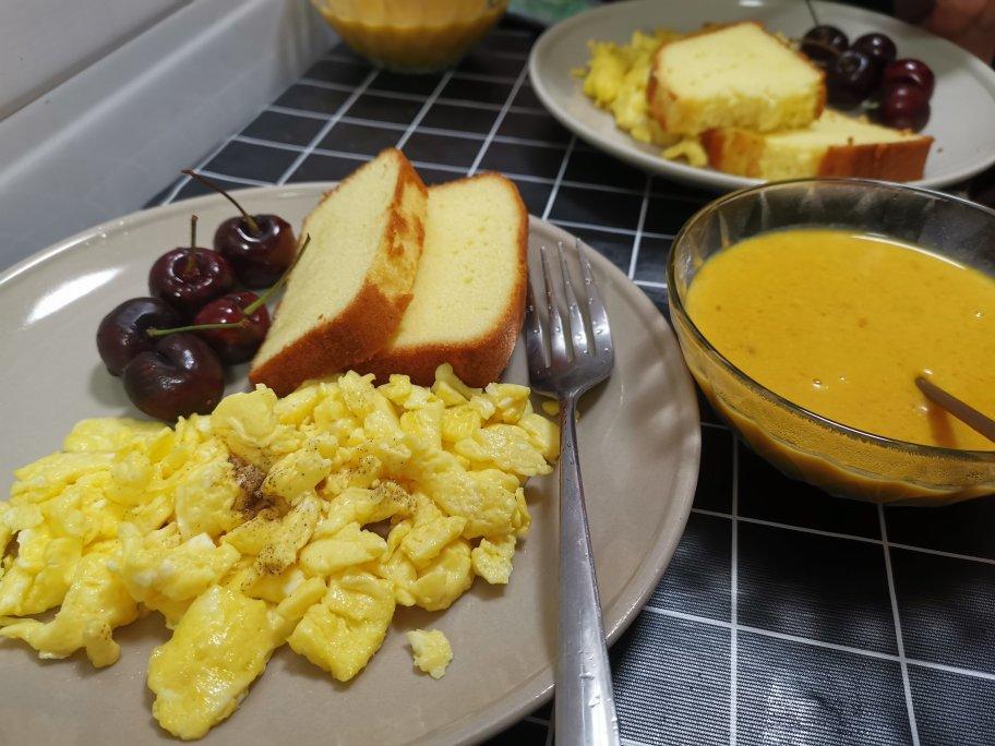 美式炒蛋 scrambled eggs