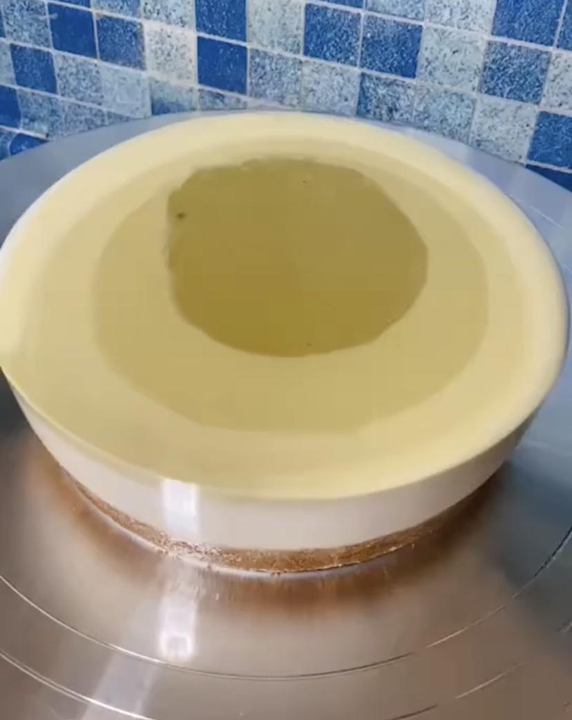 渐变抹茶慕斯蛋糕：我Amanda带着既美又作的抹茶甜点又来了！【曼食慢语】