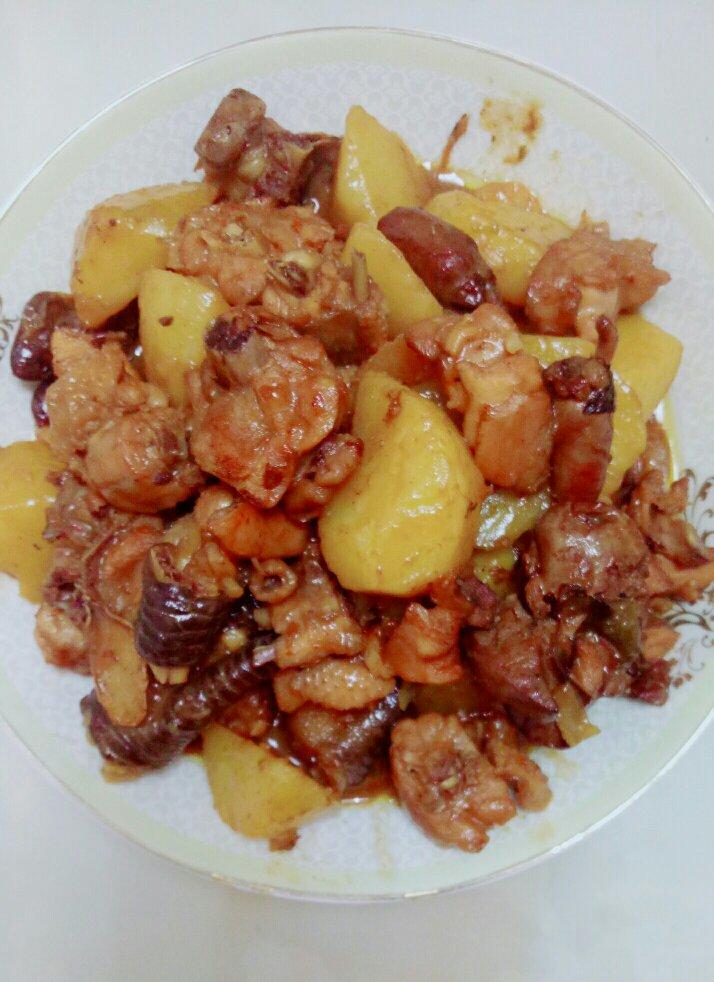 土豆焖鸡腿
