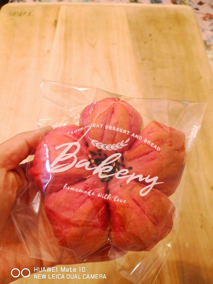 完美樱花乳酪软欧包，颜值与口味的巅峰