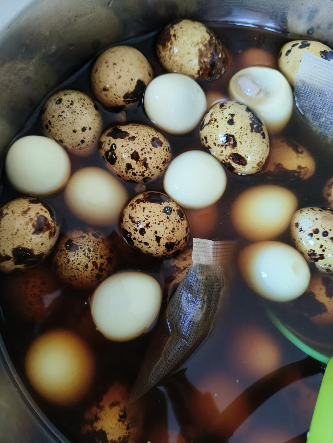 卤五香鹌鹑蛋（超简单版）