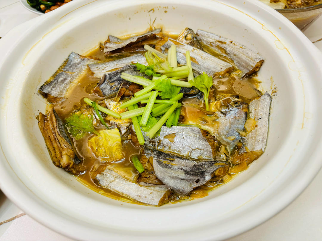 潮汕杂鱼煲