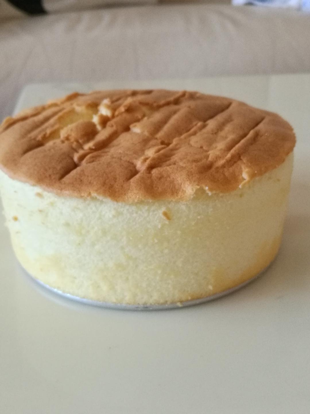 6寸原味戚风蛋糕