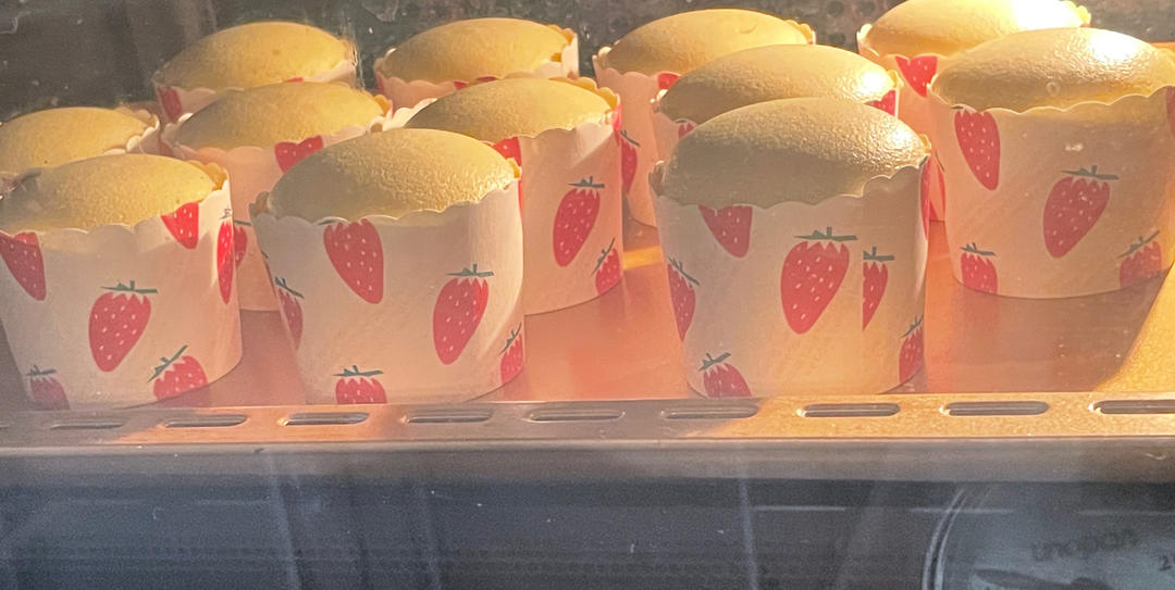 戚风纸杯蛋糕（不开裂、不塌陷）
