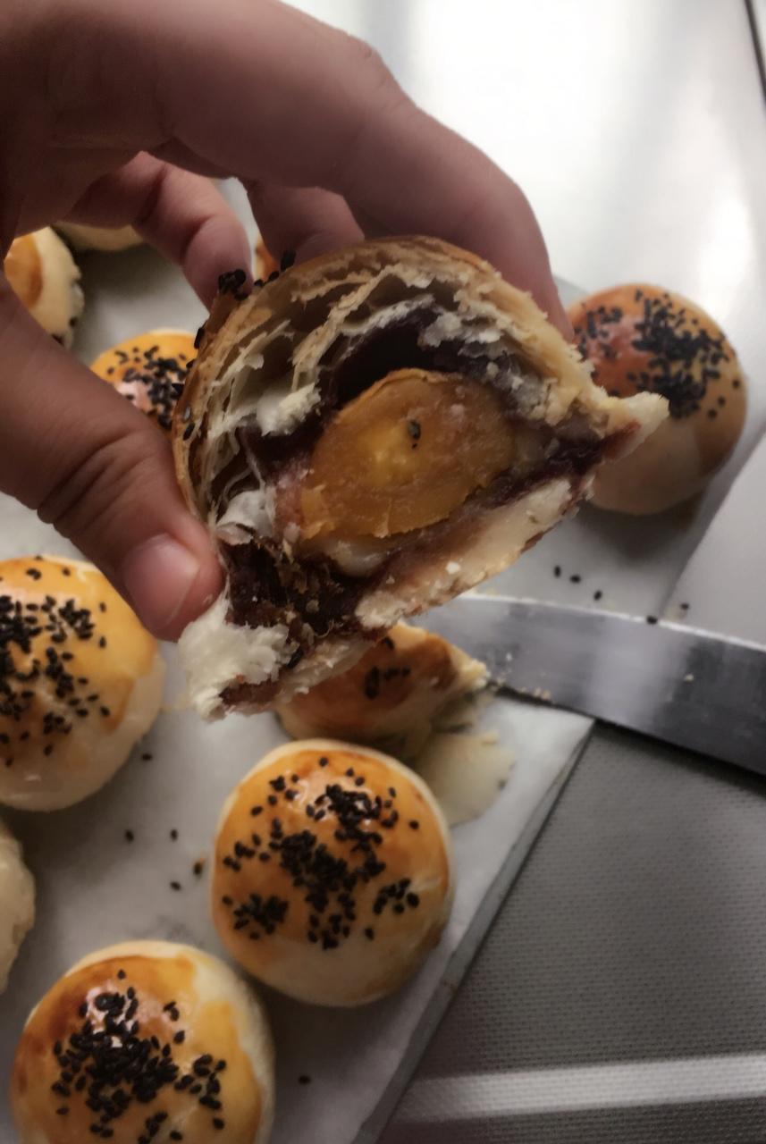 ㊙️网红麻薯肉松蛋黄酥🔥，好吃到爆‼️