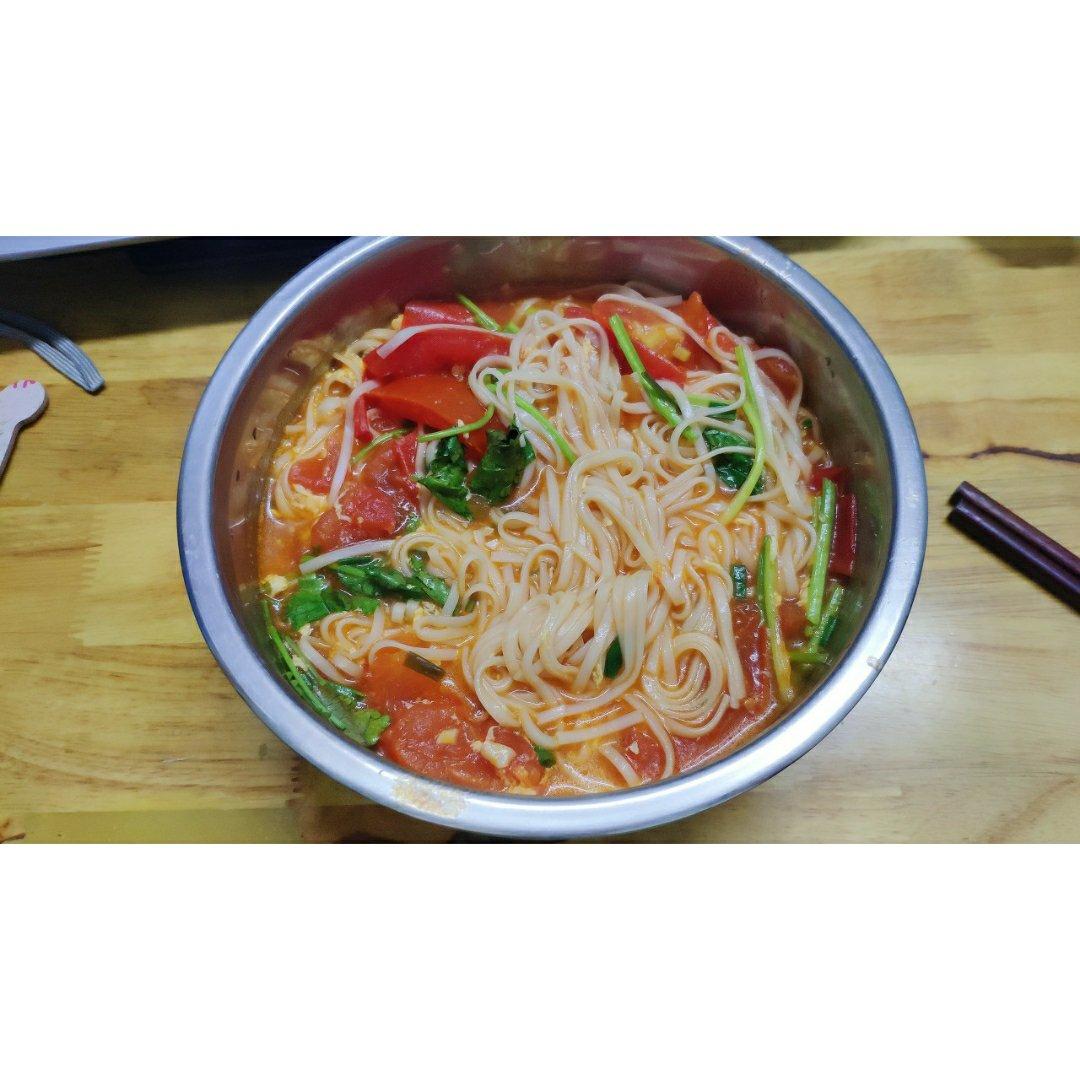 超级方便开胃的西红柿鸡蛋面