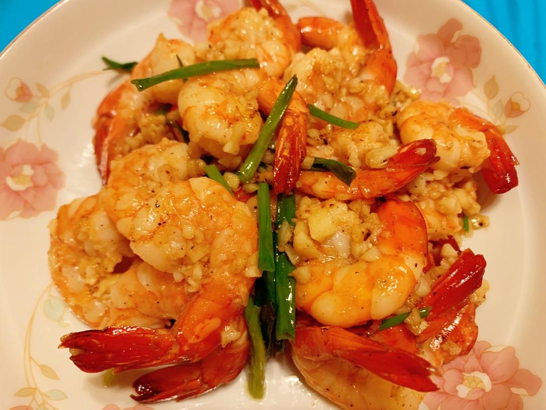 蒜香黄油虾『蒜香虾仁』炒虾仁  生酮