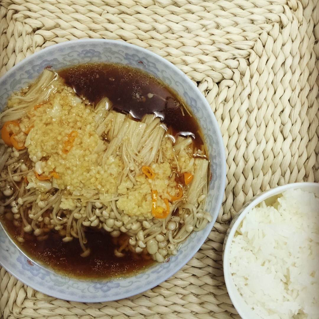 蒜蓉蒸金针菇