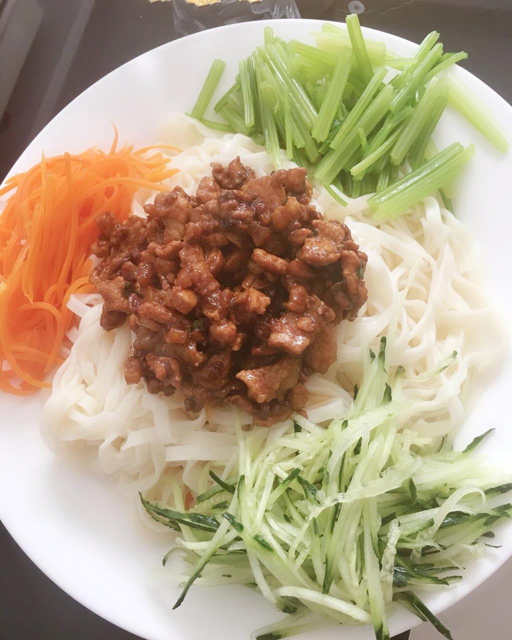 炸酱面