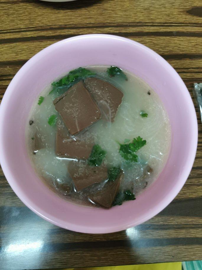 鸭血粉丝汤（无浓汤宝）