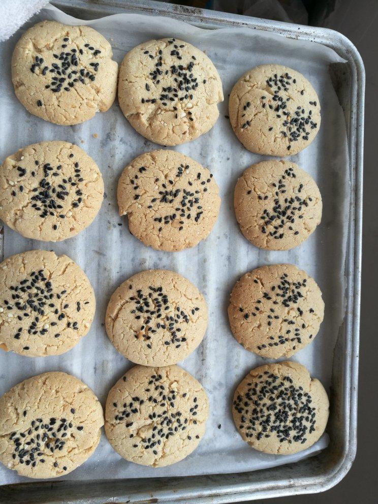 美味花生小小酥