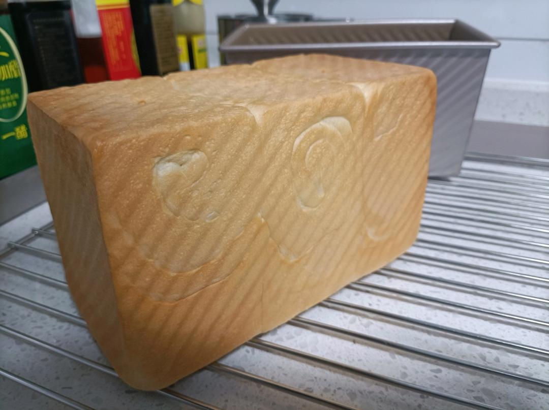 只需一发同样超级绵软的吐司（全程厨师机）