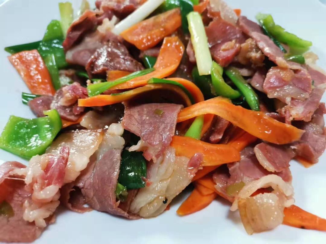 云南家常菜青椒炒火腿的全部作品