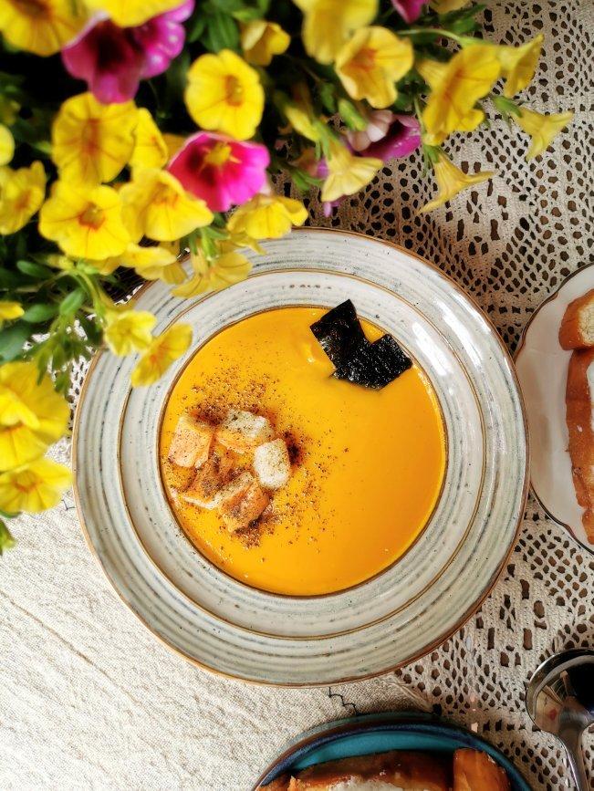 简单版奶油南瓜汤，有颜值又有营养