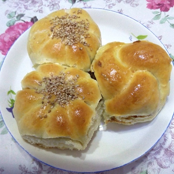 【枣泥扭纹软面包】