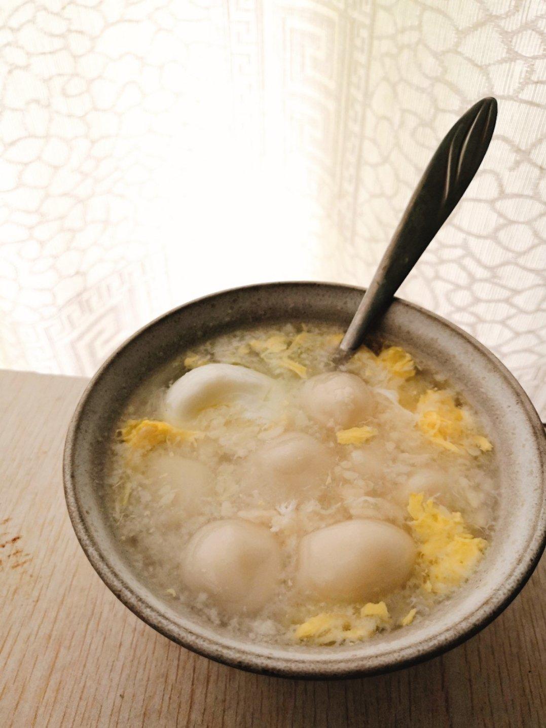 口感细腻的香甜酒酿小圆子