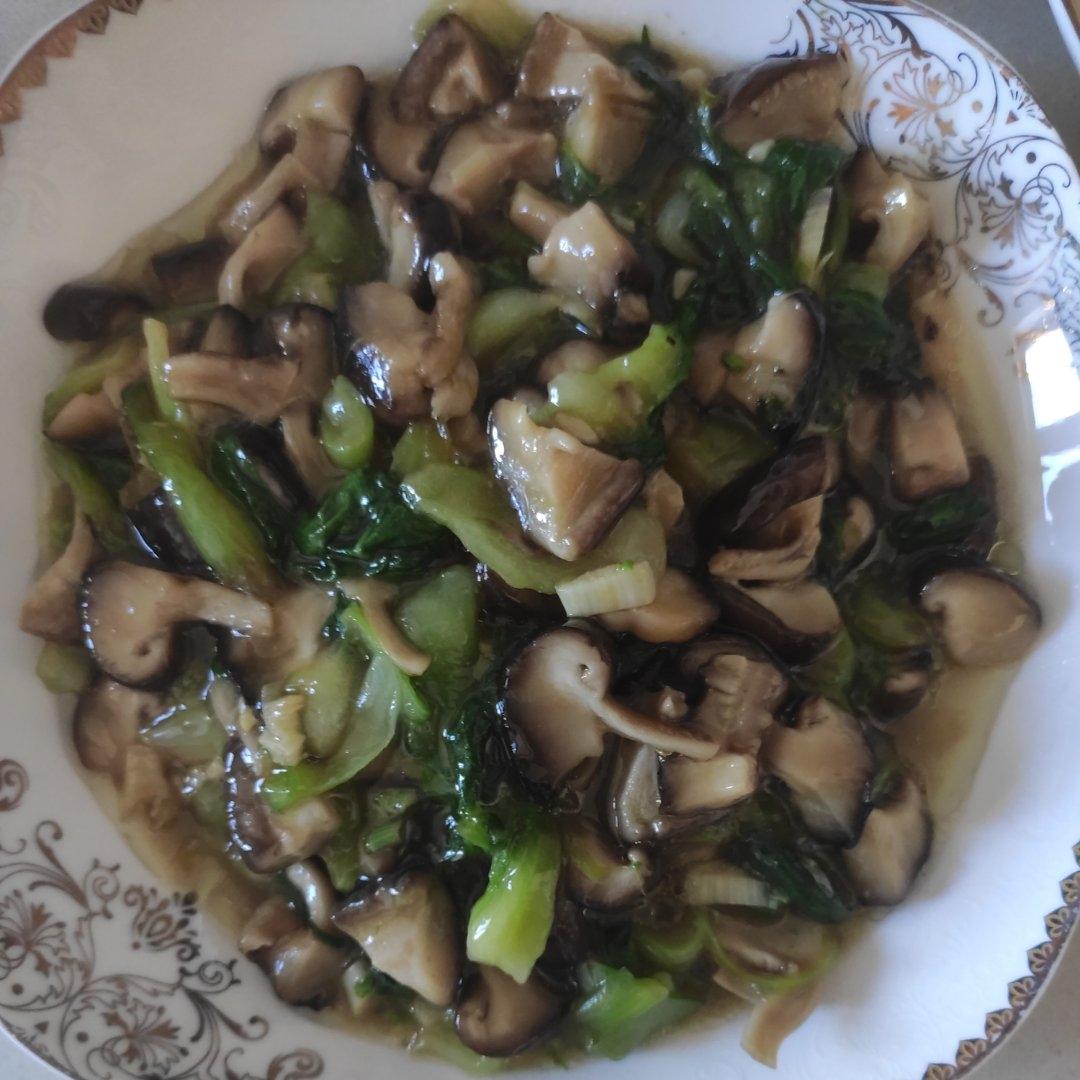 香菇油菜（简单快手）