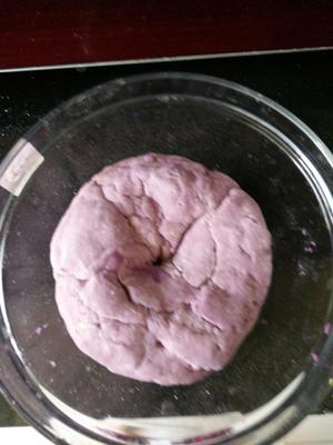 紫薯花卷的做法 步骤3